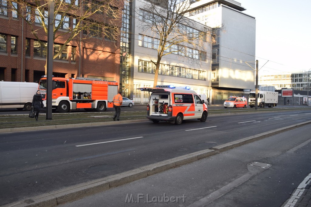 VU PKW Strab Koeln Mitte Pipinenstr Hohestr P018.JPG - Miklos Laubert